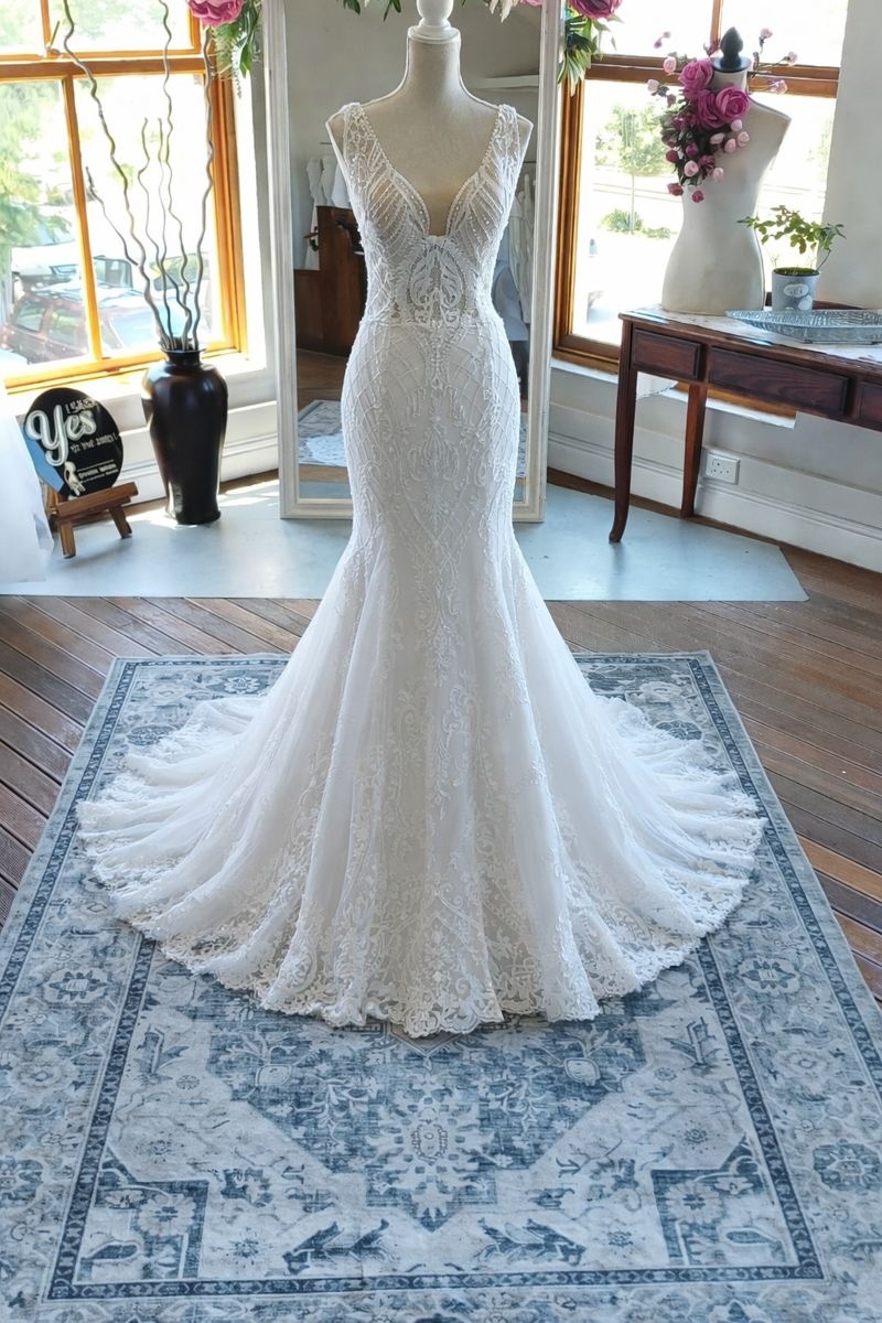 Besters' Bridal Boutique – Custom & Hire Bridal Dresses | Contact: info@bestersbridal.co.za | Visit: www.bestersbridalboutique.com